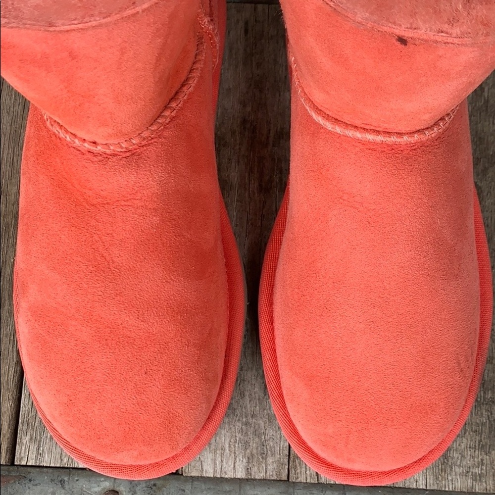 UGG Bailey Button Mini Shearling Corral Boots - Picture 9 of 9